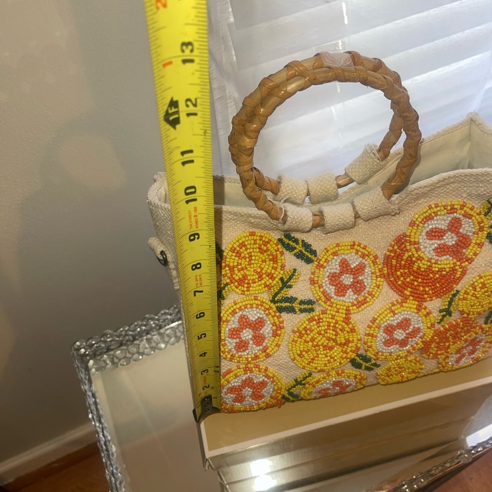 Women’s top🌼🌻 Handle🌻 purse 👜 - Picture 8 of 9